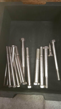 Quincaillerie charpente inox, vendu au kilogramme