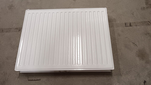 Radiateur eau chaude Reggane 3010 Comp. 22K 600x800, Puissance 1370W (Blanc: RAL9016) Réf. 22K600 0800