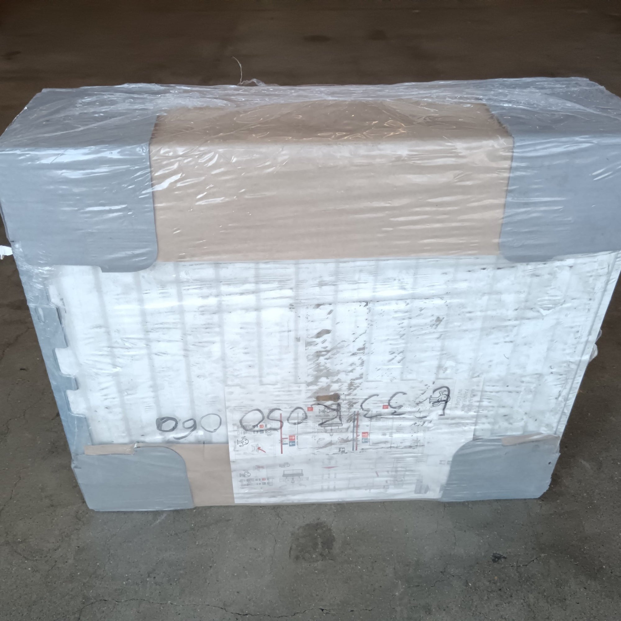 Radiateur eau chaude Reggane 3010 Compact acier - 500 x 600 mm - Finimetal