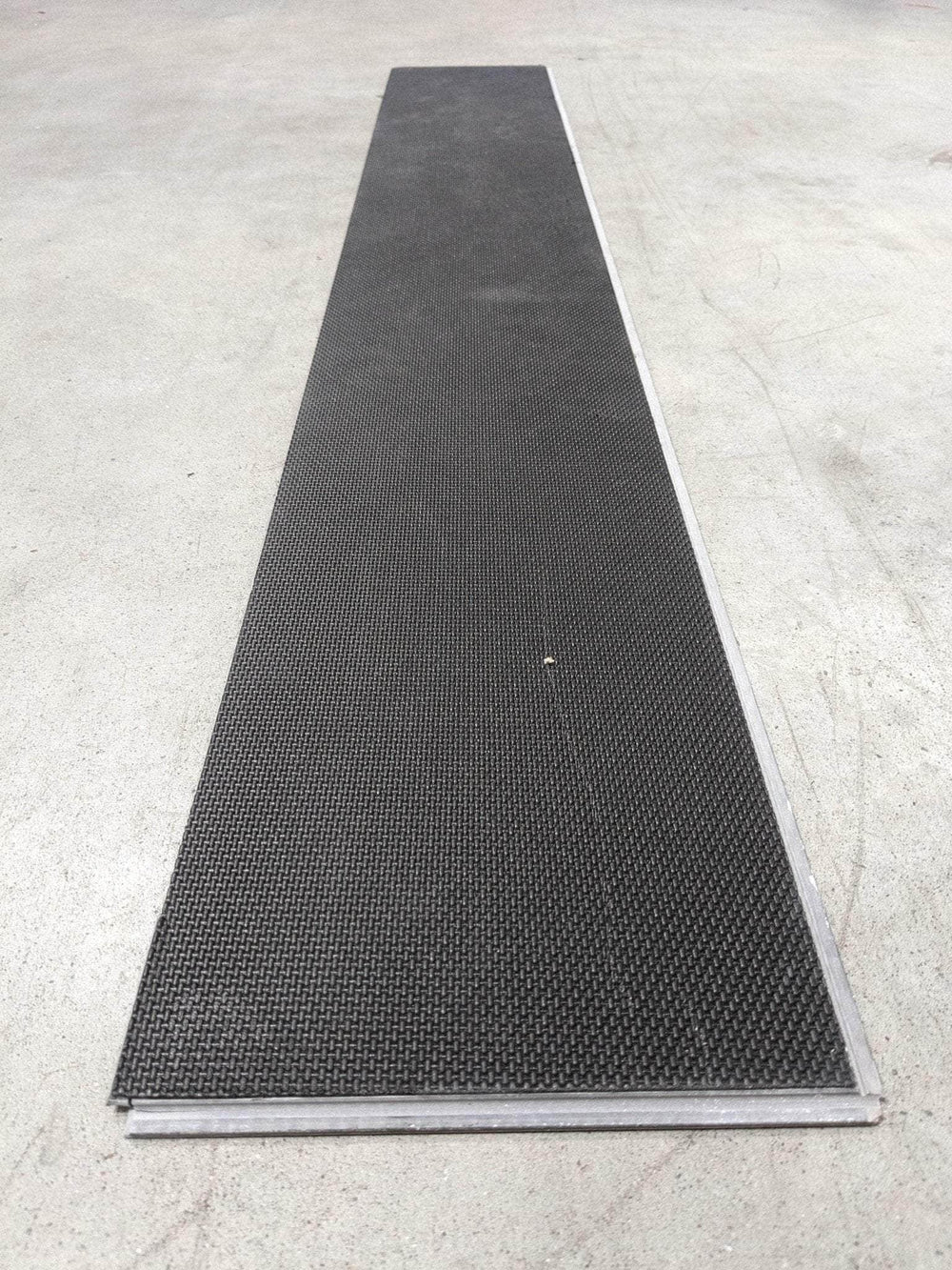 Sol PVC - SPC chêne - sous - couche intégrée - 1220 x 180 x 5,5 mm