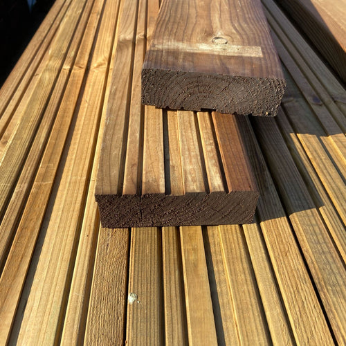 Terrasse pin imprégné Classe 4 - 45x145 - L=4m (profil Cancun) (déclassé)